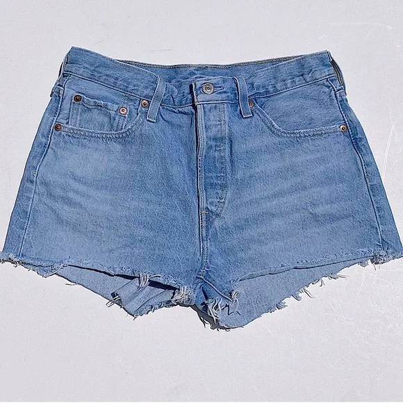 LEVI’s 501 Cutoff Denim Shorts - Picture 2 of 5